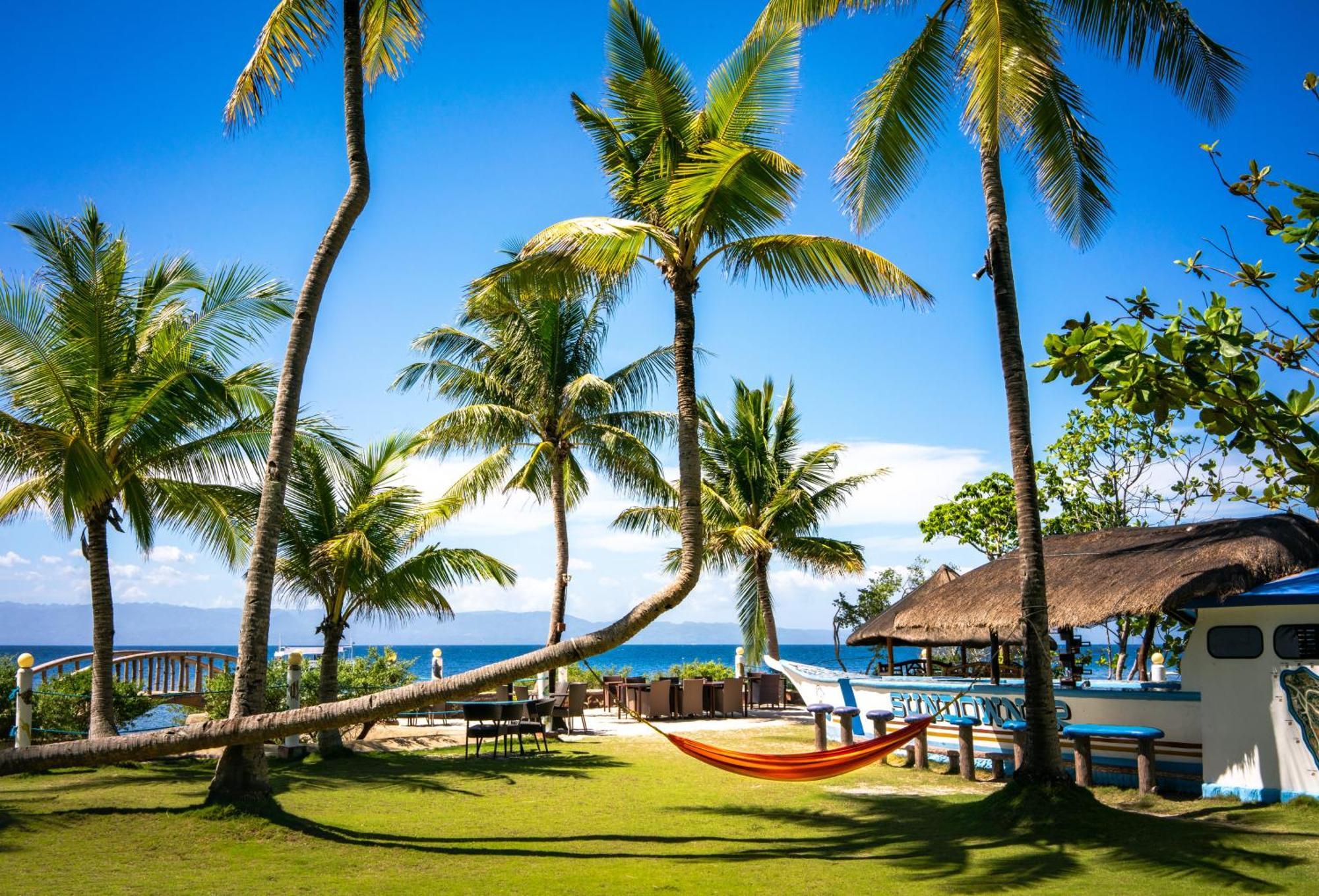 Polaris Beach And Dive Resort Inc Loon Exterior photo